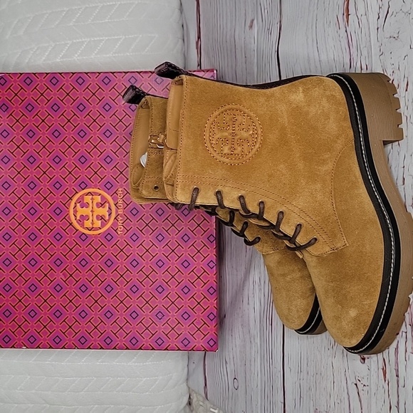 Tory Burch Miller Lug Sole Suede Bootie Size 7 - Picture 1 of 8